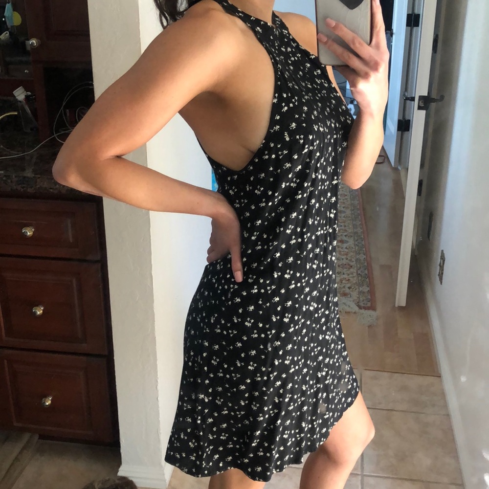 BLACK FLORAL DRESS - Picture 3 of 5